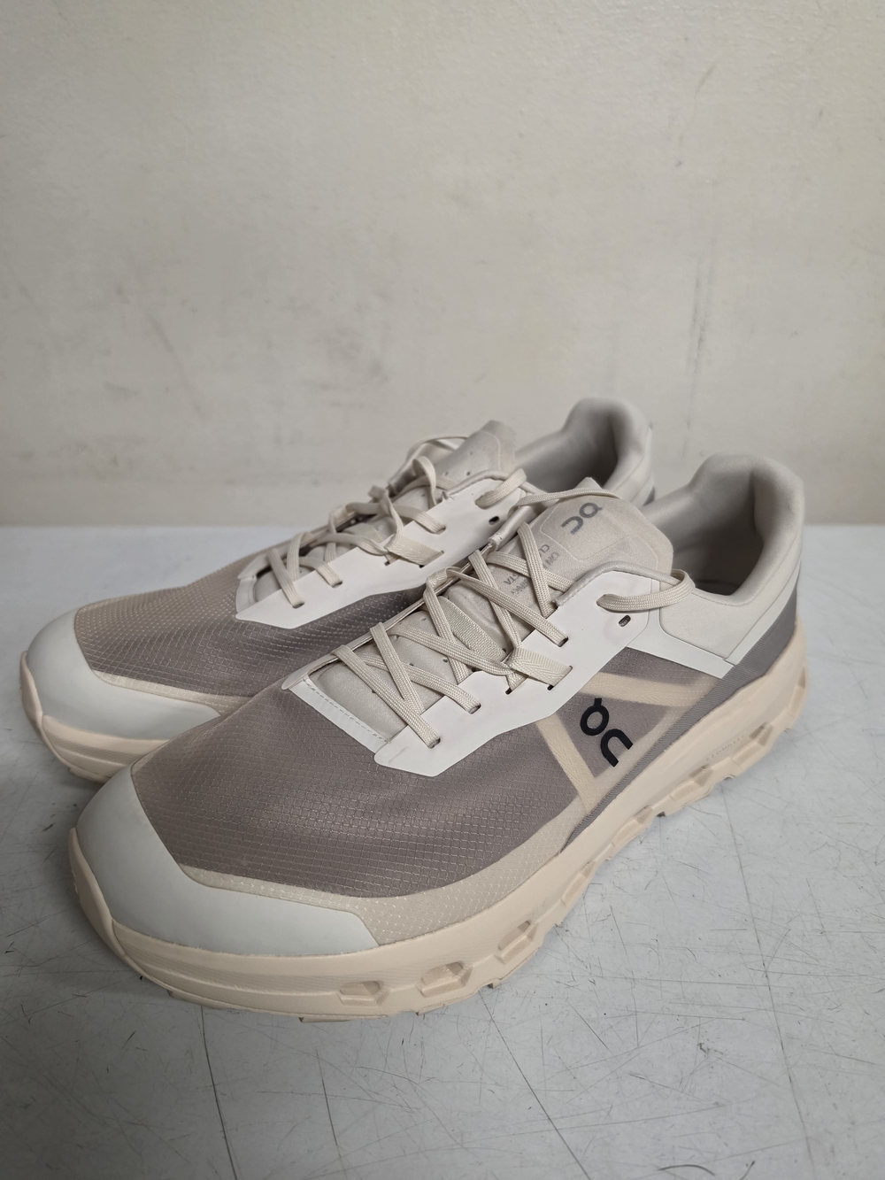 On Running Cloudvista 2 Mens Running Shoes
